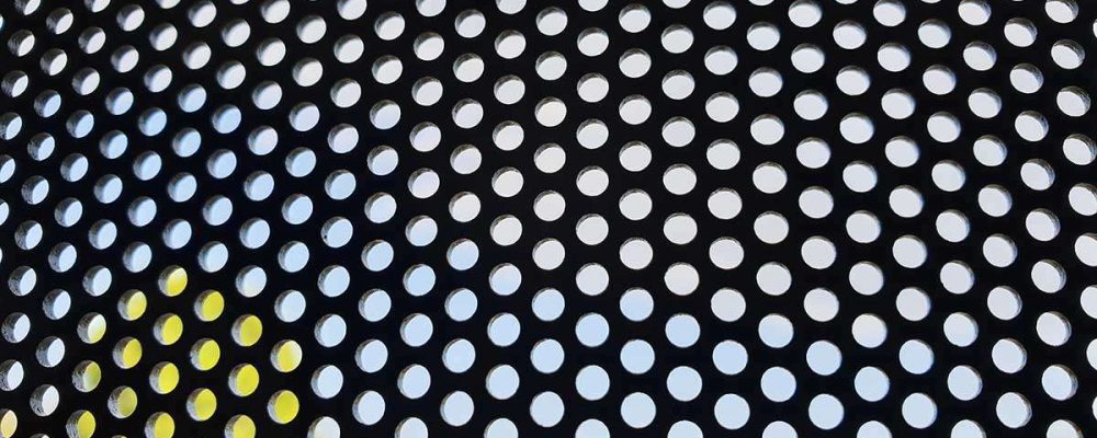 Pool-Perf- Gallery_best pool_fencing_on_the_market-PRIVACY-PURE-PERF-5MM-02