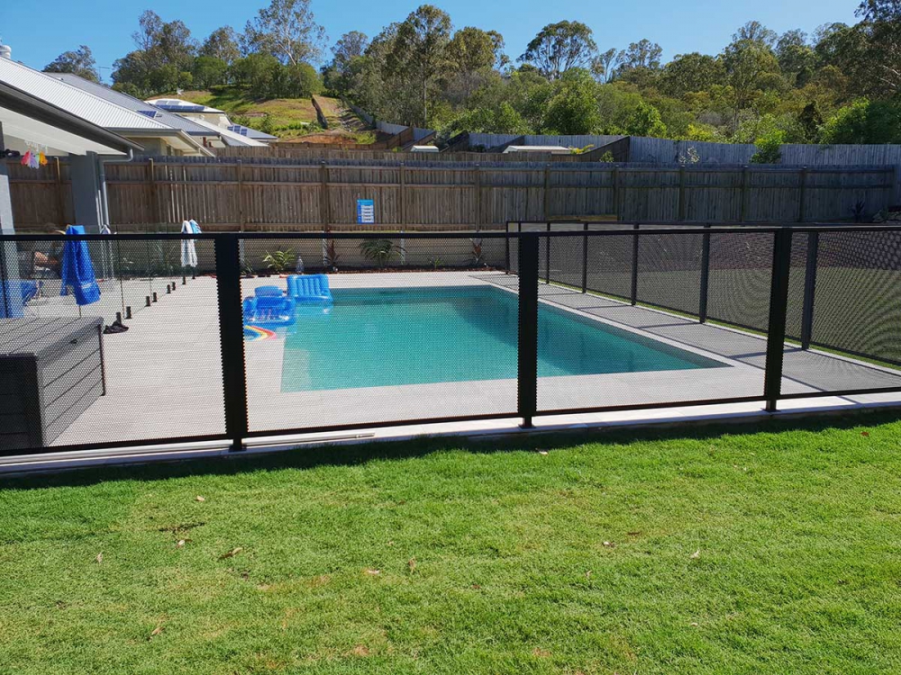 Pool-Perf- Gallery_best pool_fencing_on_the_market-PURE-PERF-02