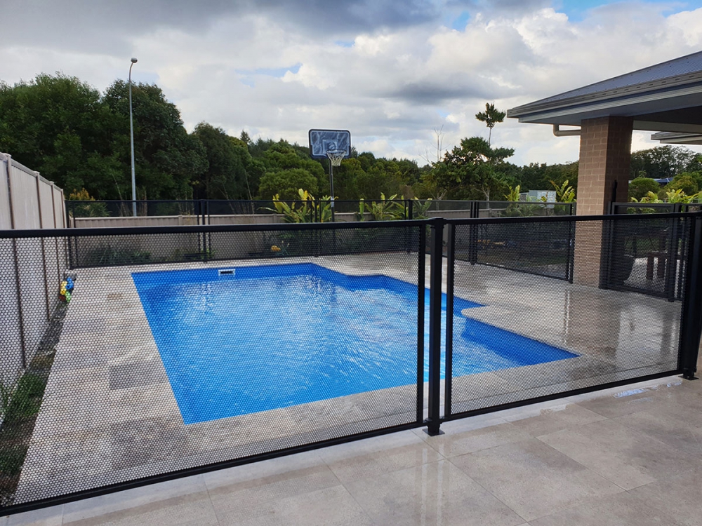 Pool-Perf- Gallery_best pool_fencing_on_the_market-PURE-PERF-10